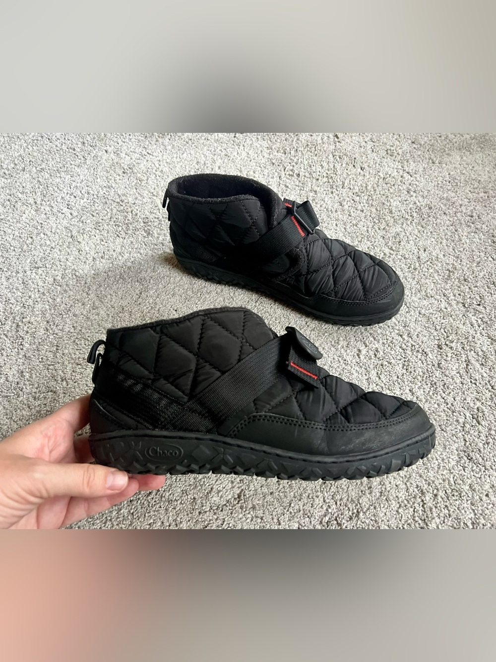 Chaco Ramble Puff Boots Womens Size 10 Quilted Fleece Lined Outdoor Cozy Shoes